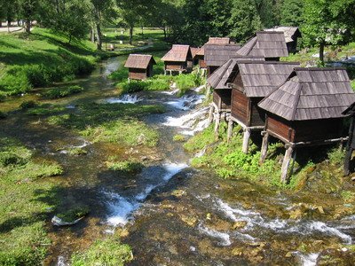  Analitičari predviđaju 